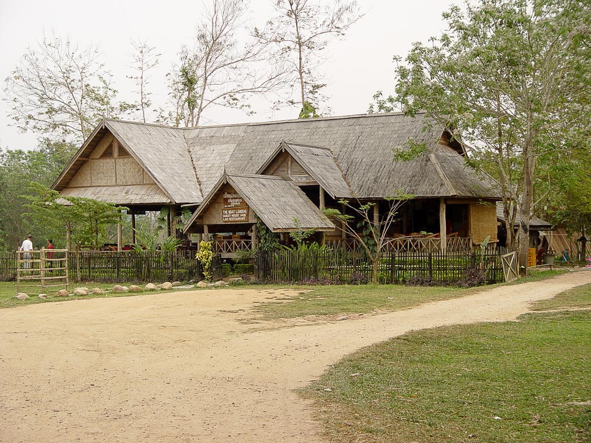 The Boat Landing Hotel Luang Namtha Exterior foto